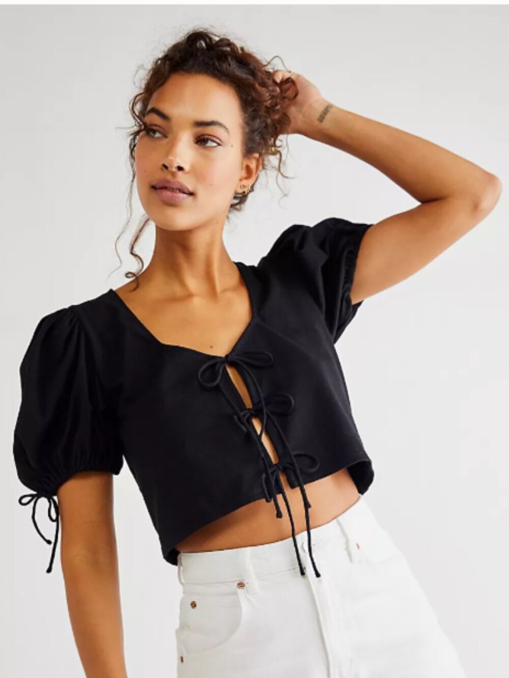 Free People Kitty Tee Black Cropped Puff Sleeve Tiered Tie-Front Closure Size XS